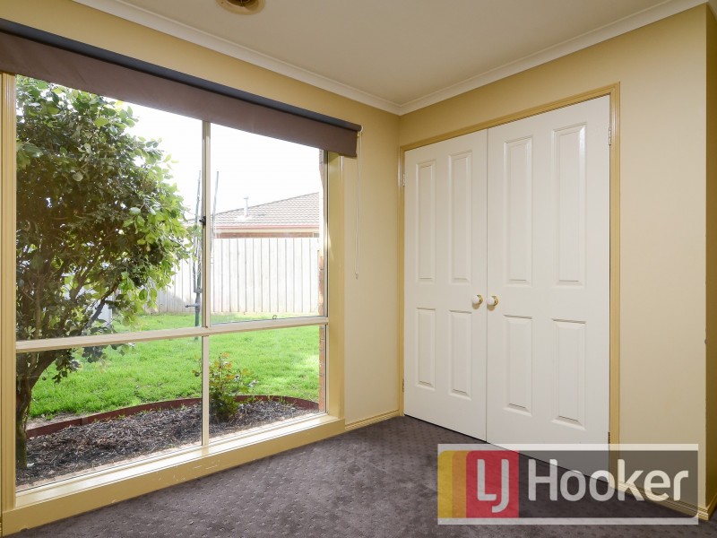 16 Dunmera Crescent, Narre Warren South VIC 3805