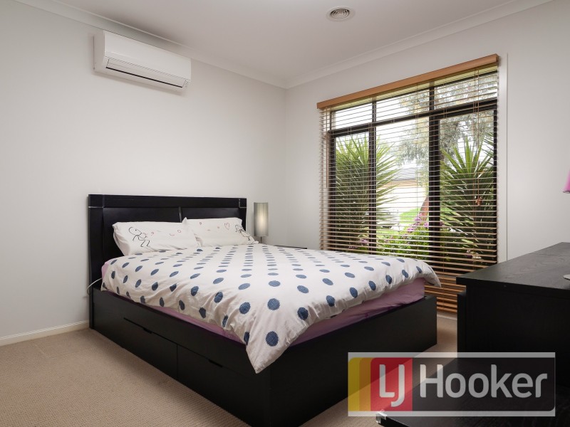 53 Sabel Drive, Cranbourne North VIC 3977