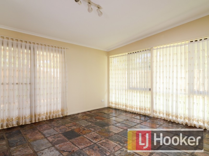 26 Woodlands Crescent, Narre Warren VIC 3805