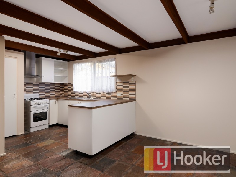 26 Woodlands Crescent, Narre Warren VIC 3805