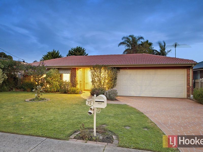 72 Eagle Drive, Pakenham VIC 3810