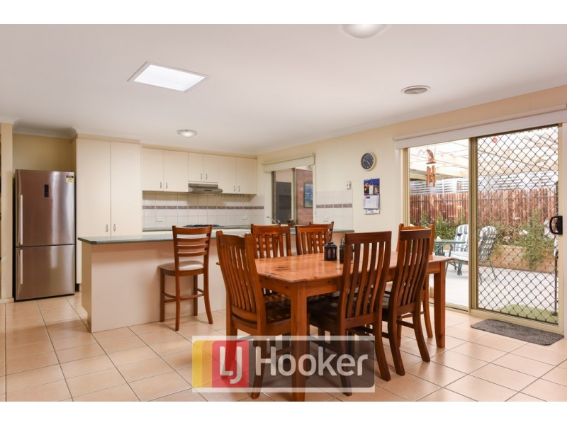 21 Hadley Circuit, Narre Warren South VIC 3805