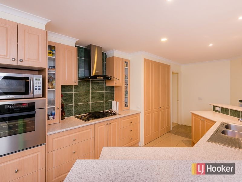 4 Red Oak Terrace, Lyndhurst VIC 3975