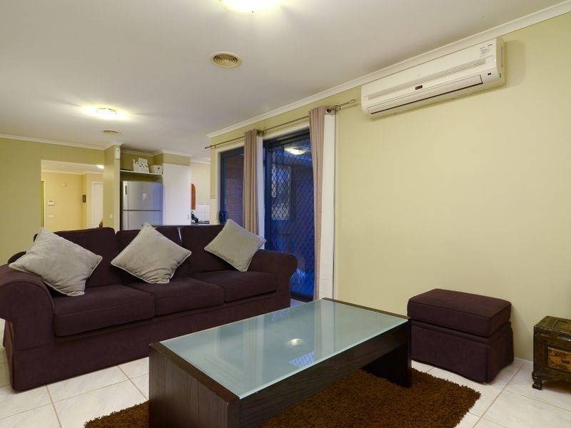 10 Butterfield Place, Cranbourne East VIC 3977