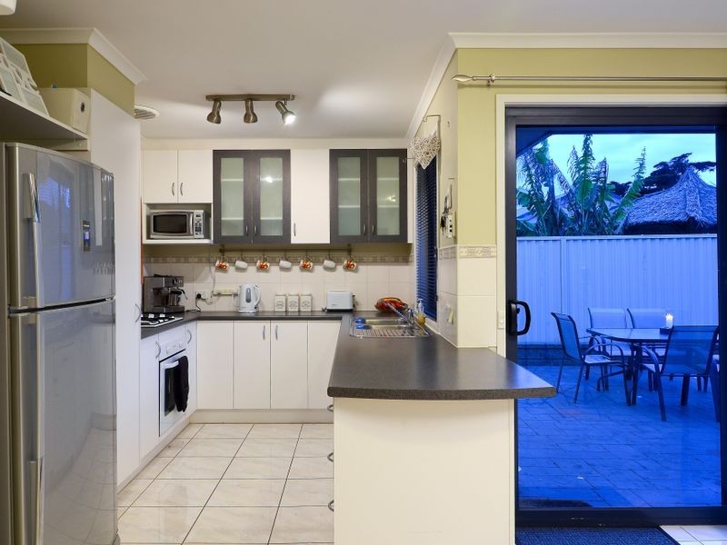10 Butterfield Place, Cranbourne East VIC 3977
