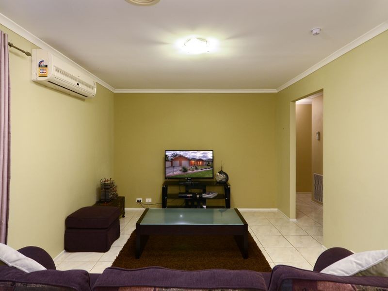 10 Butterfield Place, Cranbourne East VIC 3977