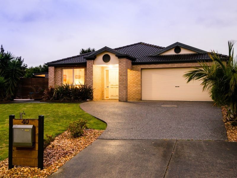 40 Vert Avenue, Narre Warren South VIC 3805