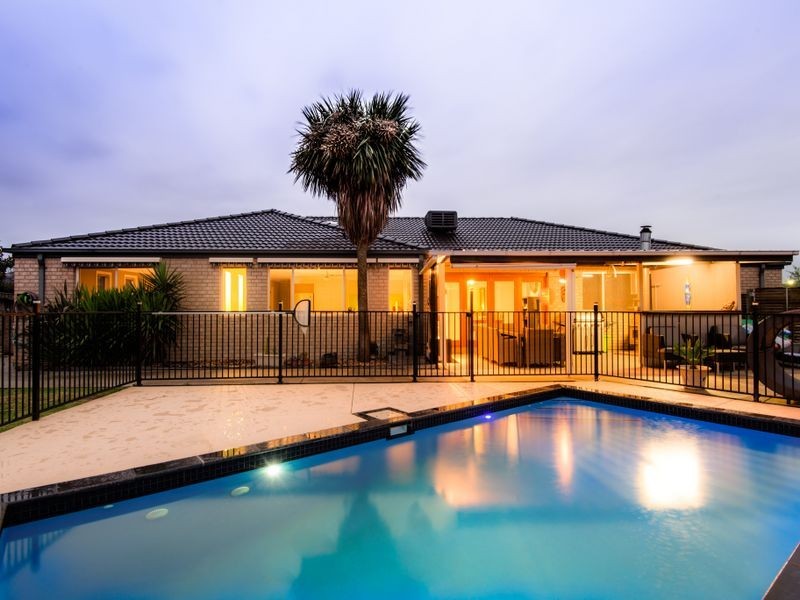 40 Vert Avenue, Narre Warren South VIC 3805