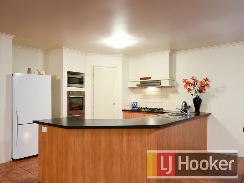 10 Castleridge Court, Narre Warren South VIC 3805