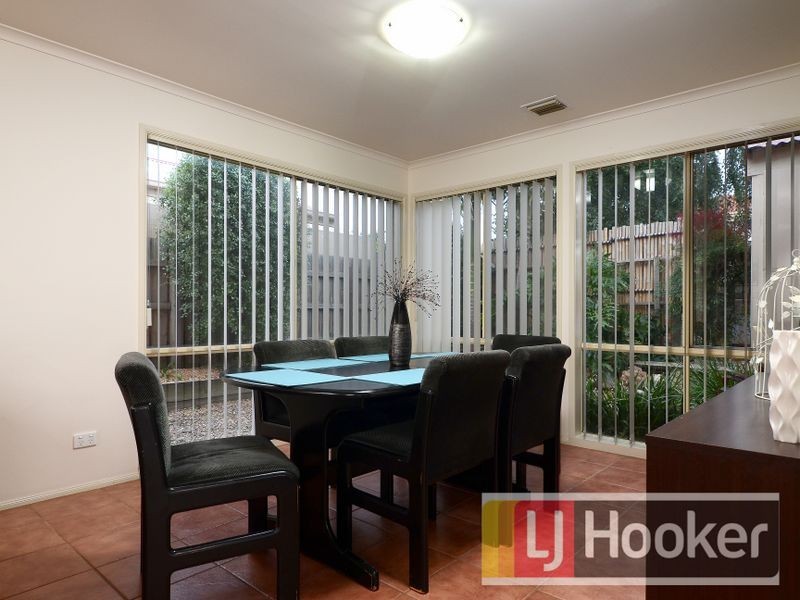 10 Castleridge Court, Narre Warren South VIC 3805