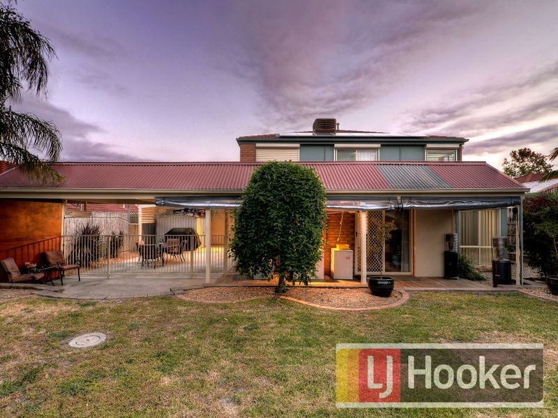 10 Castleridge Court, Narre Warren South VIC 3805