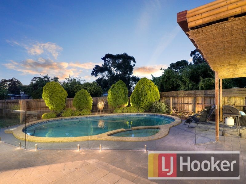 14 Cressonierre Court, Hallam VIC 3803
