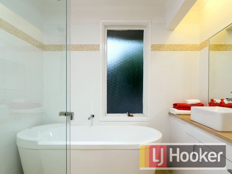 14 Cressonierre Court, Hallam VIC 3803