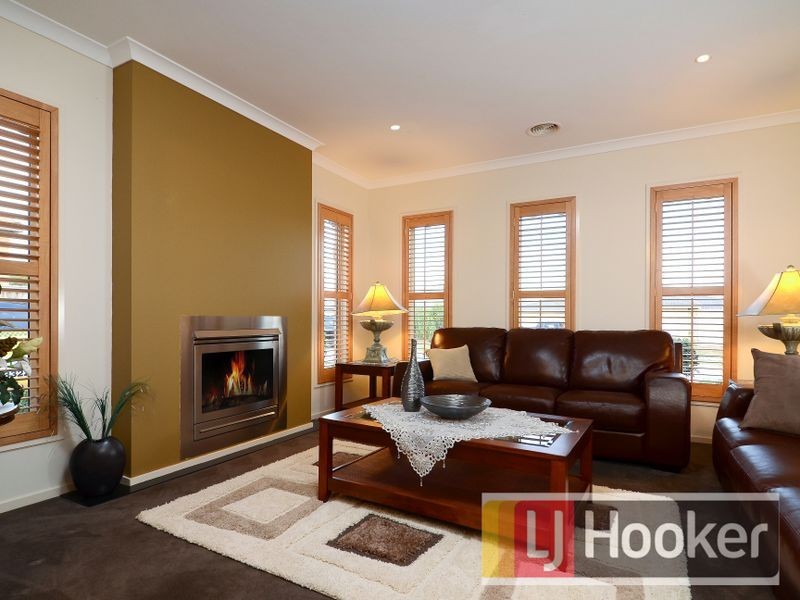 13 Kimberley Downs Court, Narre Warren South VIC 3805