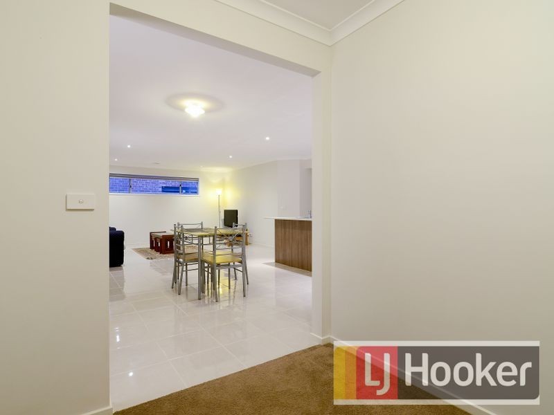 174 Mountainview Boulevard, Cranbourne North VIC 3977