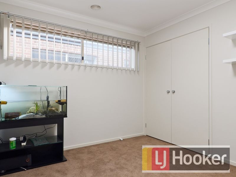 174 Mountainview Boulevard, Cranbourne North VIC 3977