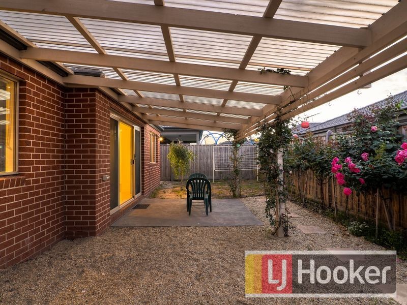 174 Mountainview Boulevard, Cranbourne North VIC 3977