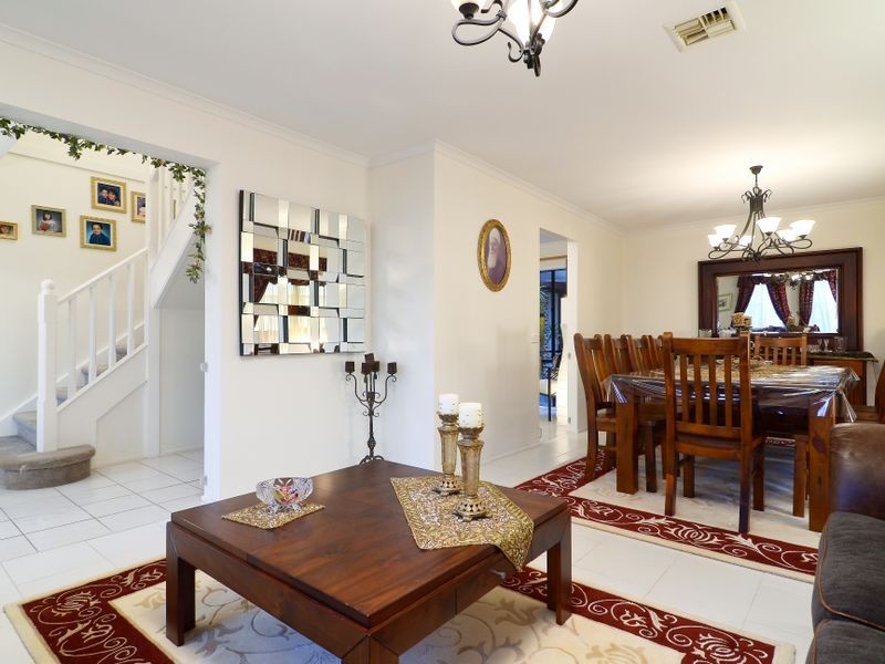 4 Finbar Court, Narre Warren South VIC 3805