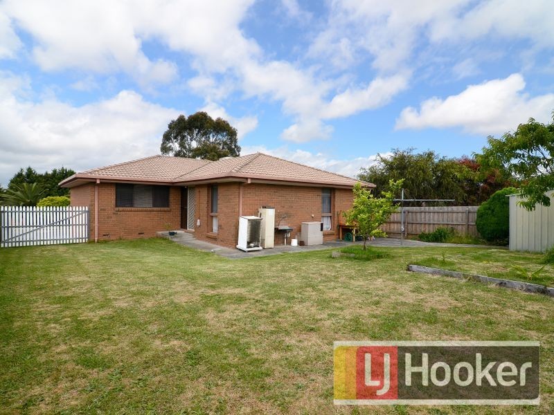 5 Kanumbra Court, Hallam VIC 3803