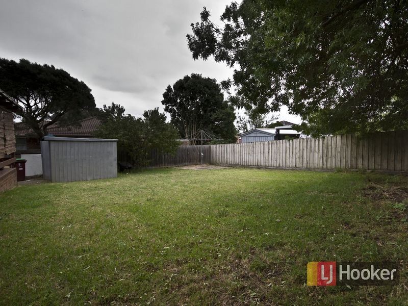 19 Lancaster Avenue, Narre Warren VIC 3805