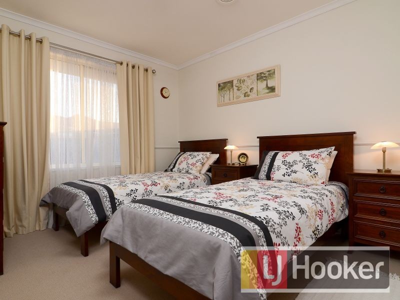15 St Georges Road, Narre Warren South VIC 3805