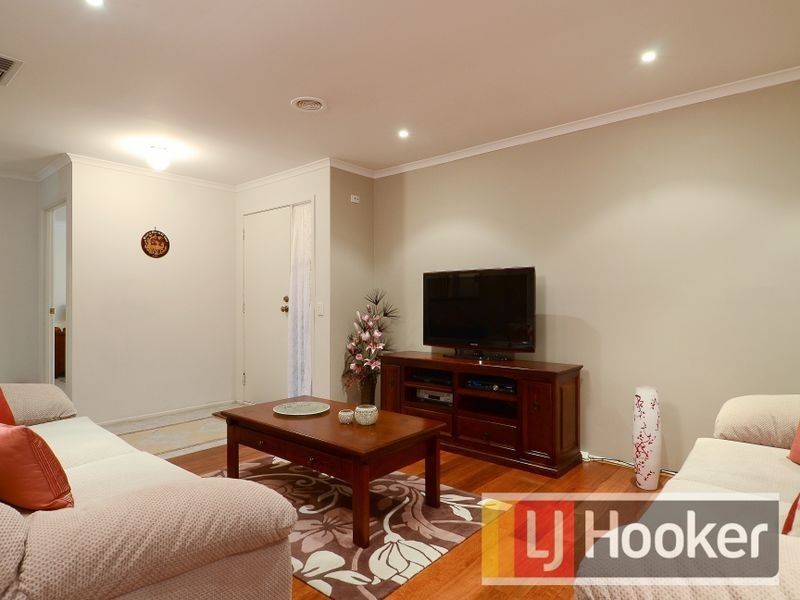 15 St Georges Road, Narre Warren South VIC 3805