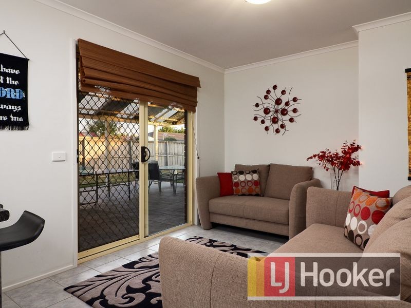 15 St Georges Road, Narre Warren South VIC 3805