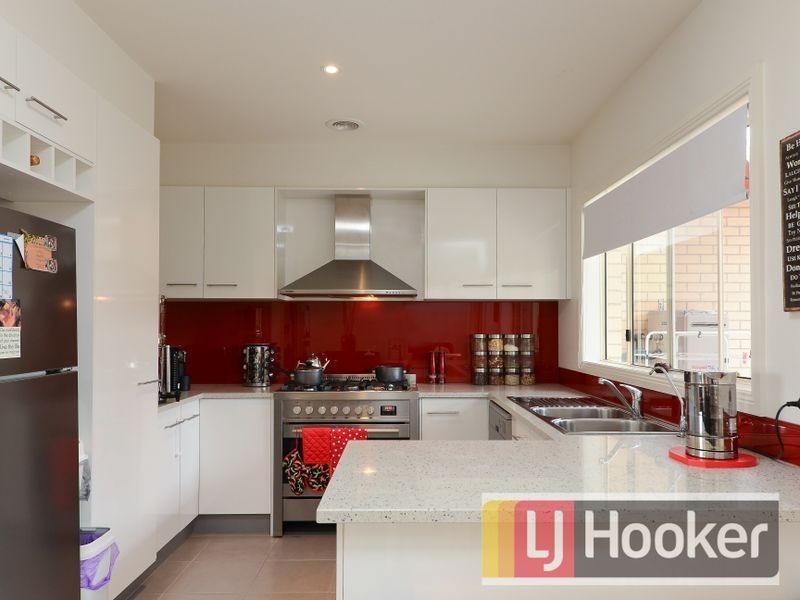 3 / 290 Pound Road, Hampton Park VIC 3976