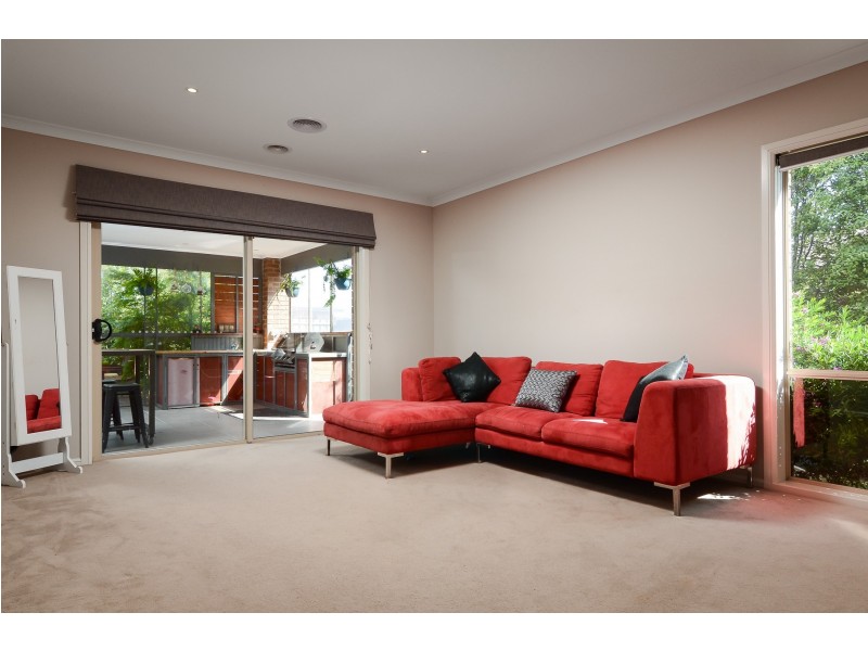 142 Alisma Boulevard, Cranbourne North VIC 3977