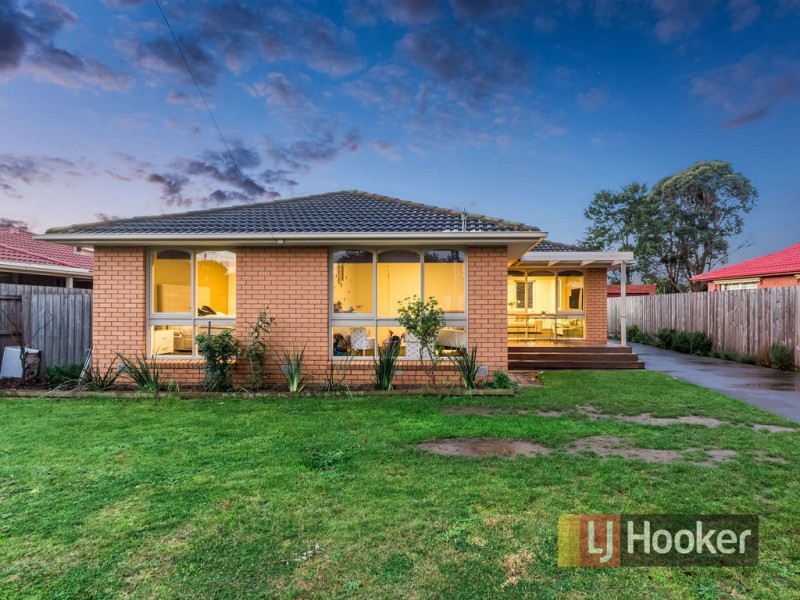 7 Garnet Court, Hampton Park VIC 3976