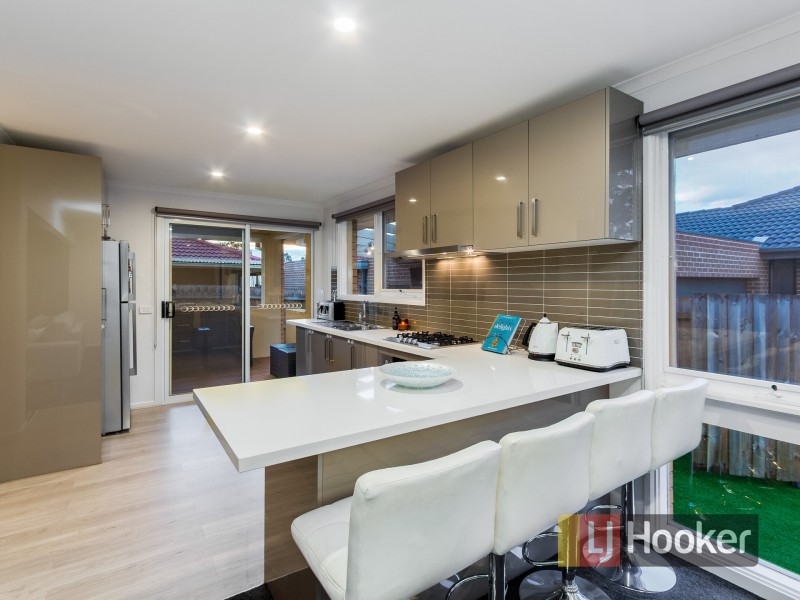 7 Garnet Court, Hampton Park VIC 3976
