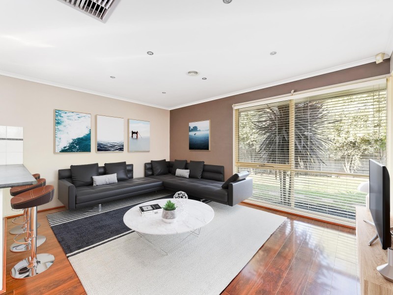 15 James Bathe Way, Narre Warren South VIC 3805