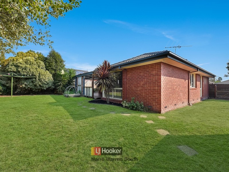 15 James Bathe Way, Narre Warren South VIC 3805