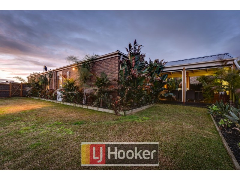 137 Viewgrand Drive, Berwick VIC 3806