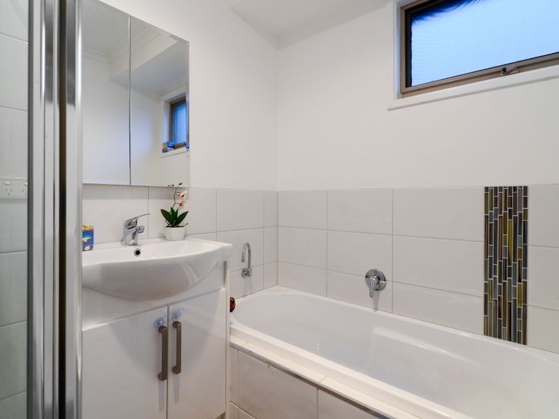 8 Kellie Court, Hampton Park VIC 3976