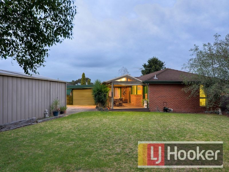 8 Kellie Court, Hampton Park VIC 3976