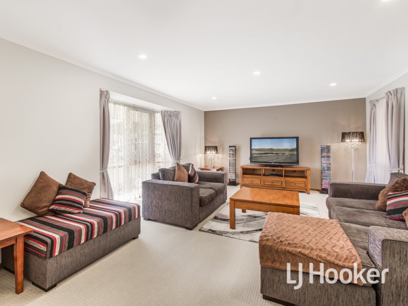 11 Ohio Crescent, Narre Warren VIC 3805