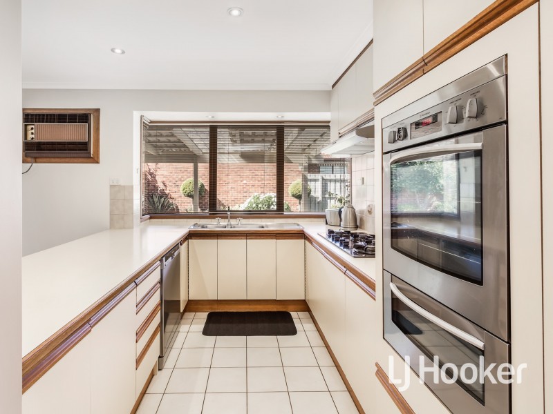 11 Ohio Crescent, Narre Warren VIC 3805