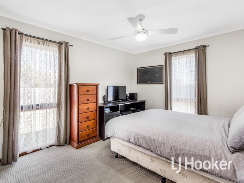 11 Ohio Crescent, Narre Warren VIC 3805