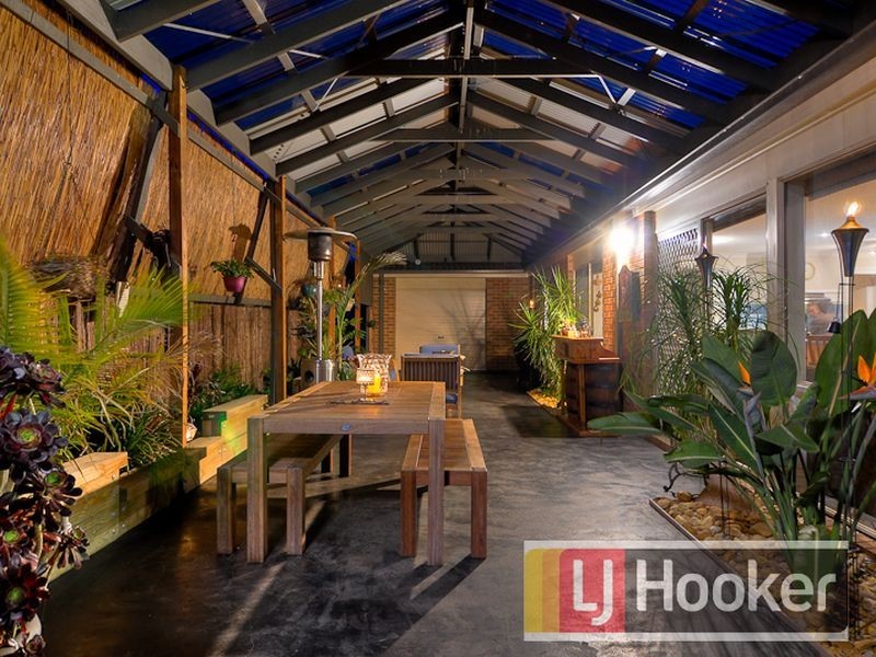 4 Pevensey Drive, Narre Warren South VIC 3805