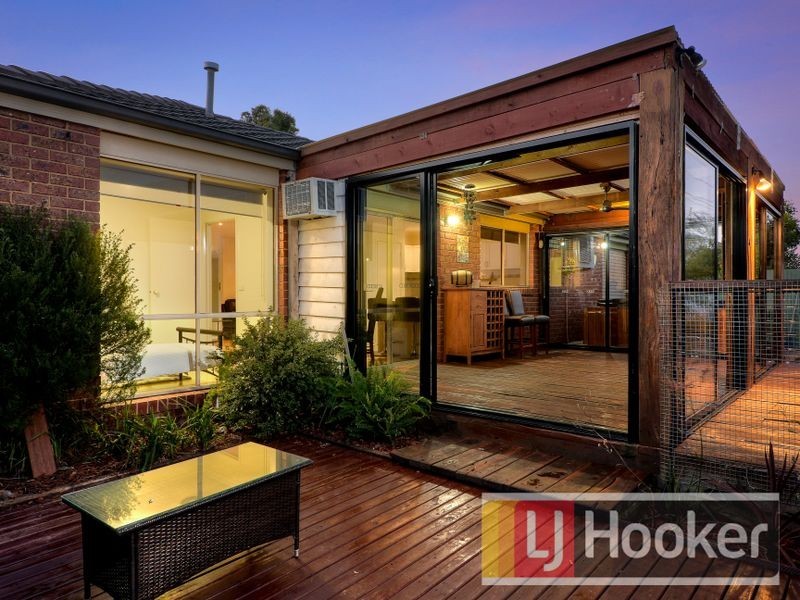 2/35 George Chudleigh Drive, Hallam VIC 3803