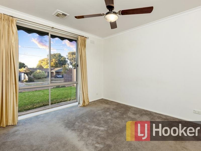12 Burleigh Court, Frankston VIC 3199