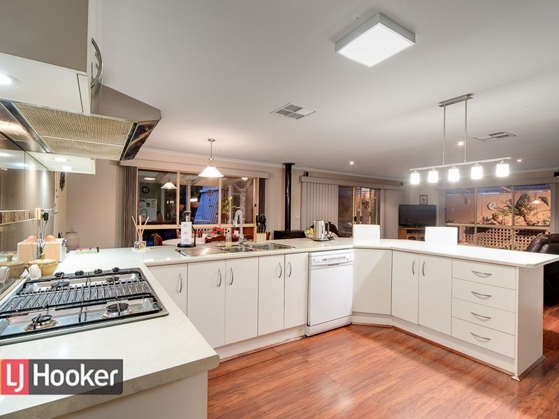 5 Peony Court, Narre Warren South VIC 3805