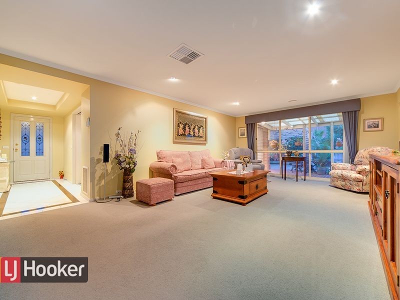 5 Peony Court, Narre Warren South VIC 3805