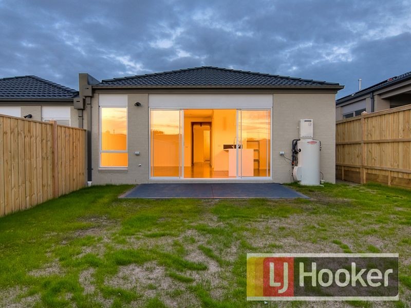 23 Royal Saint  George Chase  Botanic Ridge, Cranbourne South VIC 3977