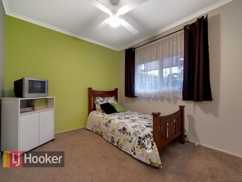 71 Simon Drive, Pakenham VIC 3810