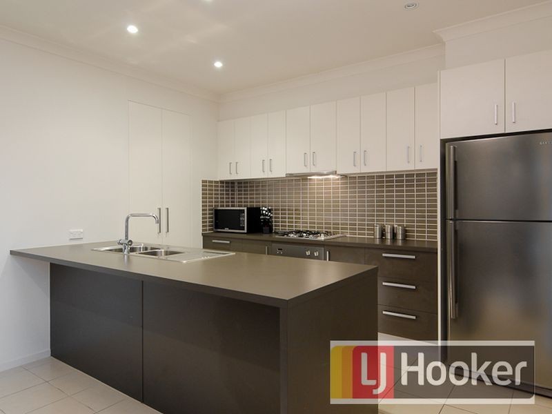 28 Manna Row, Officer VIC 3809