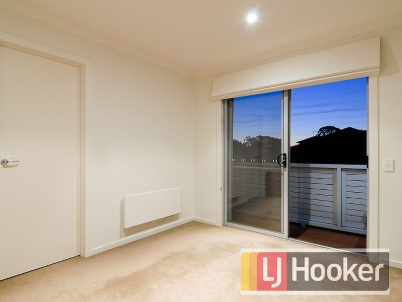 28 Manna Row, Officer VIC 3809