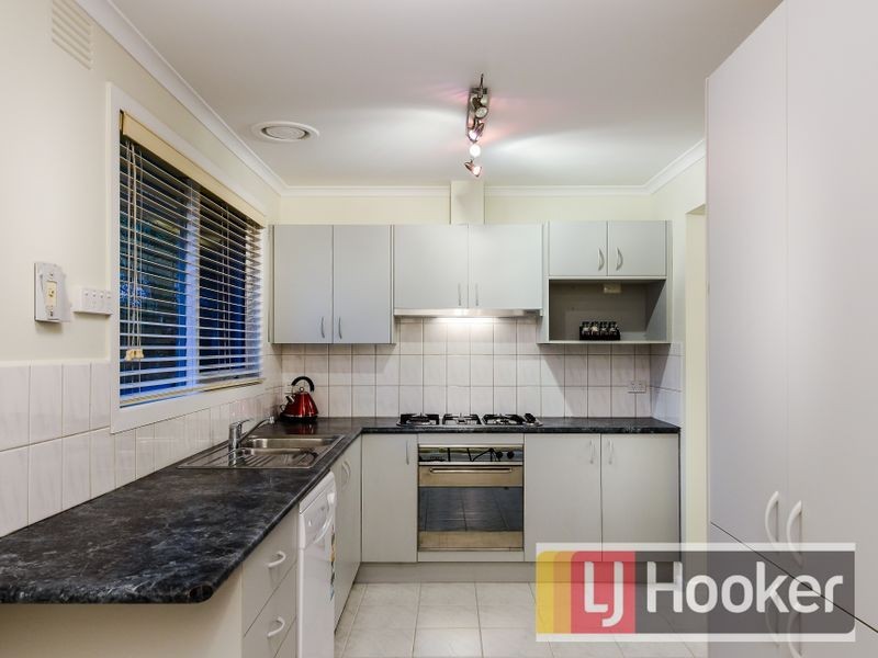 19 Upton Crescent, Narre Warren VIC 3805