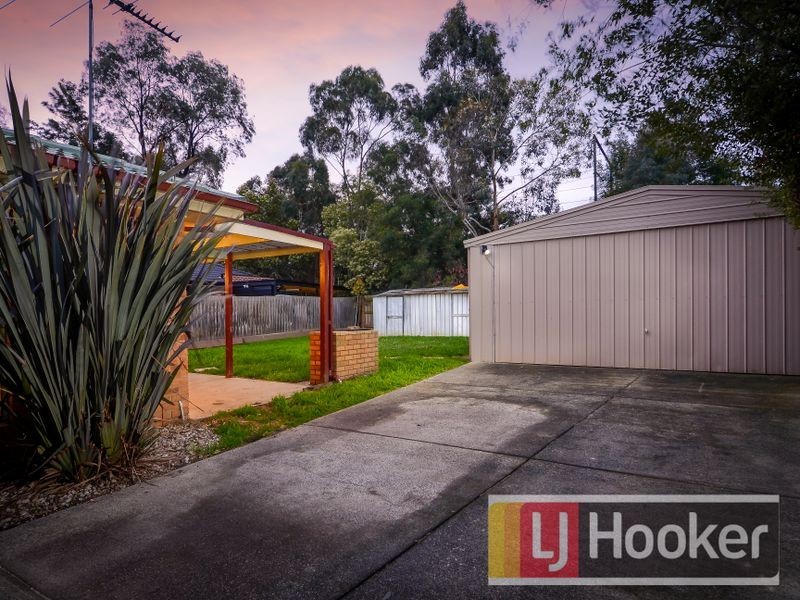 19 Upton Crescent, Narre Warren VIC 3805